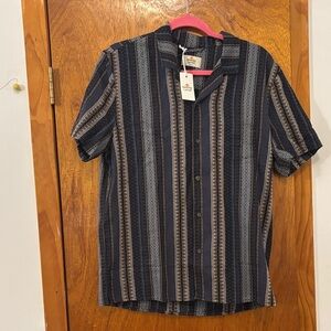 NWT Marine Layer Dobby Stripe Resort Shirt in Navy Vertical Stripe Size Small